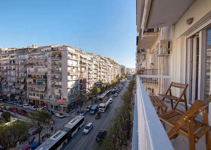 Tinker Bell By Halu! : Colorful Family Apartment Thessaloniki