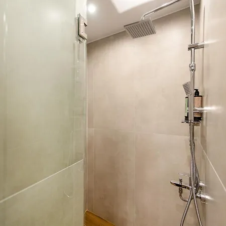 Tinker Bell By Halu! : Colorful Family