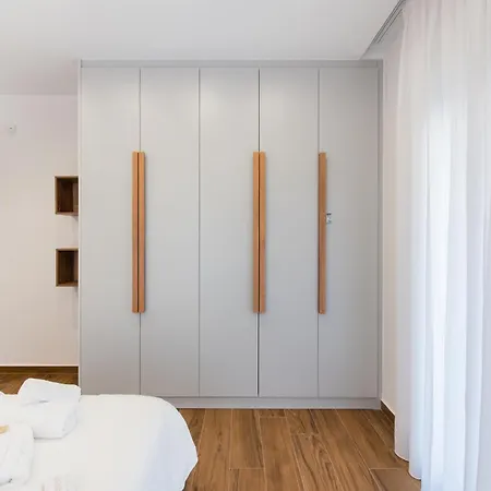 Tinker Bell By Halu! : Colorful Family *